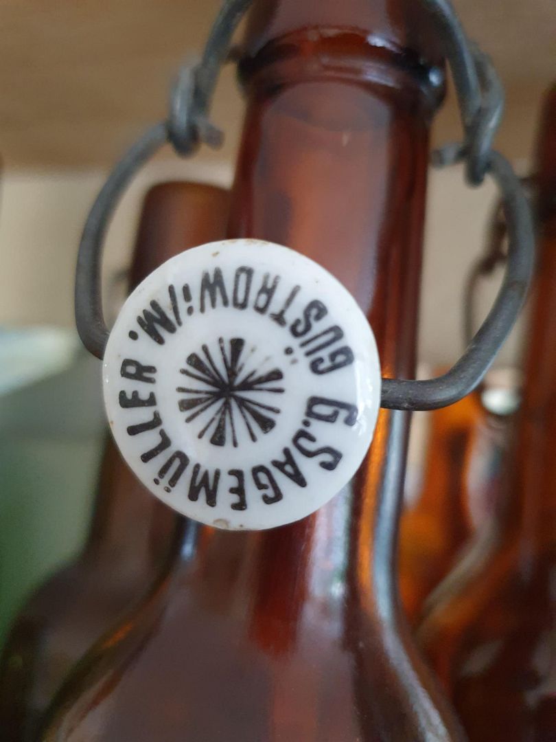 Bierflasche mit Aufdruck Archiv Schmidt 2